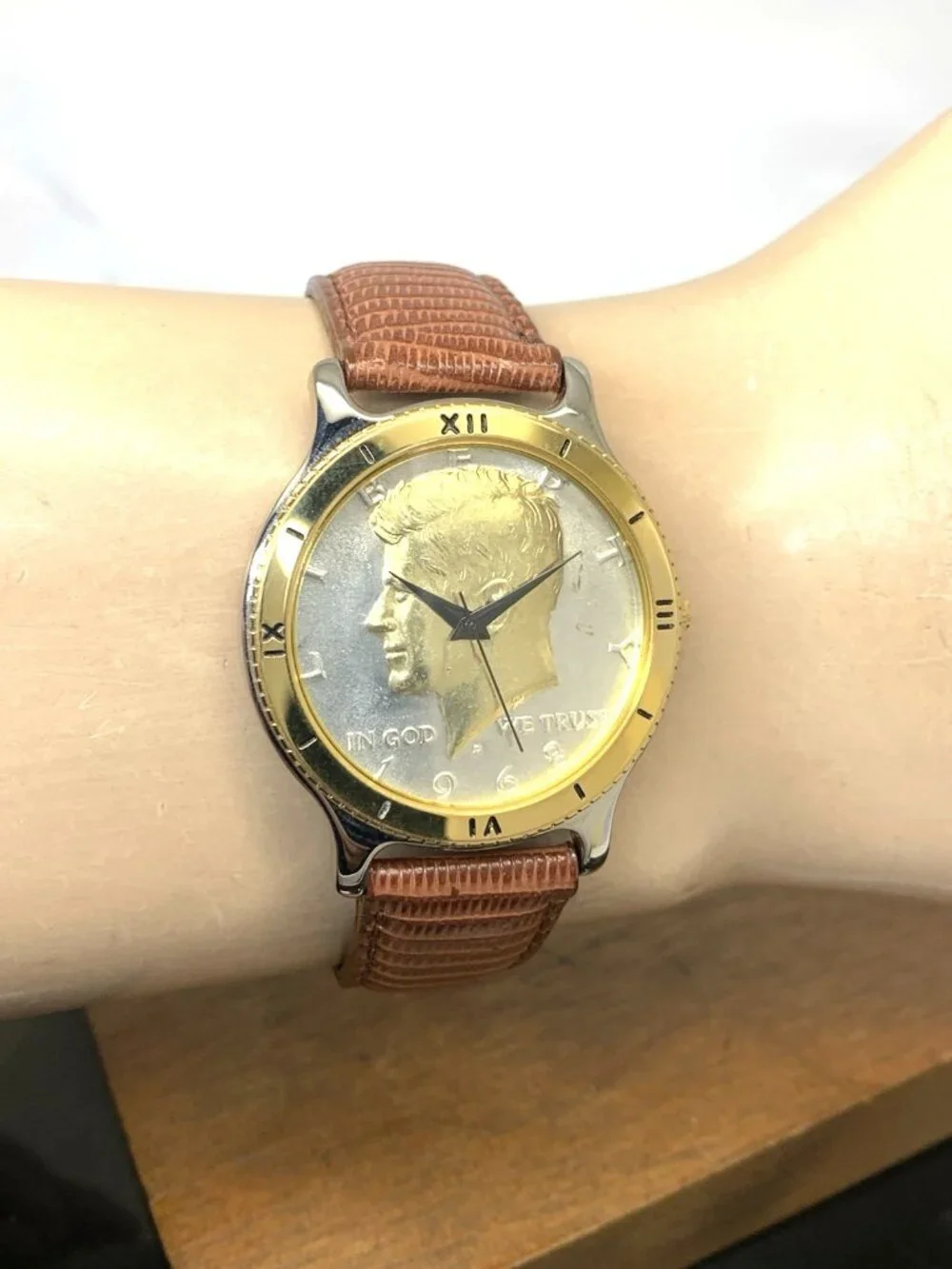 Waltham Men's Watch Vintage Liberty Kennedy USA 1968 Coin Quartz Brown Strap